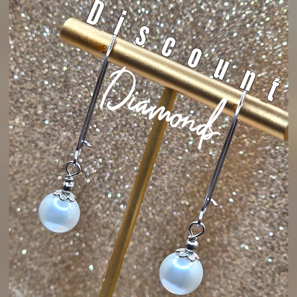 White South Sea Shell 10 mm Pearl Earrings Wire Hook on 925 Silver